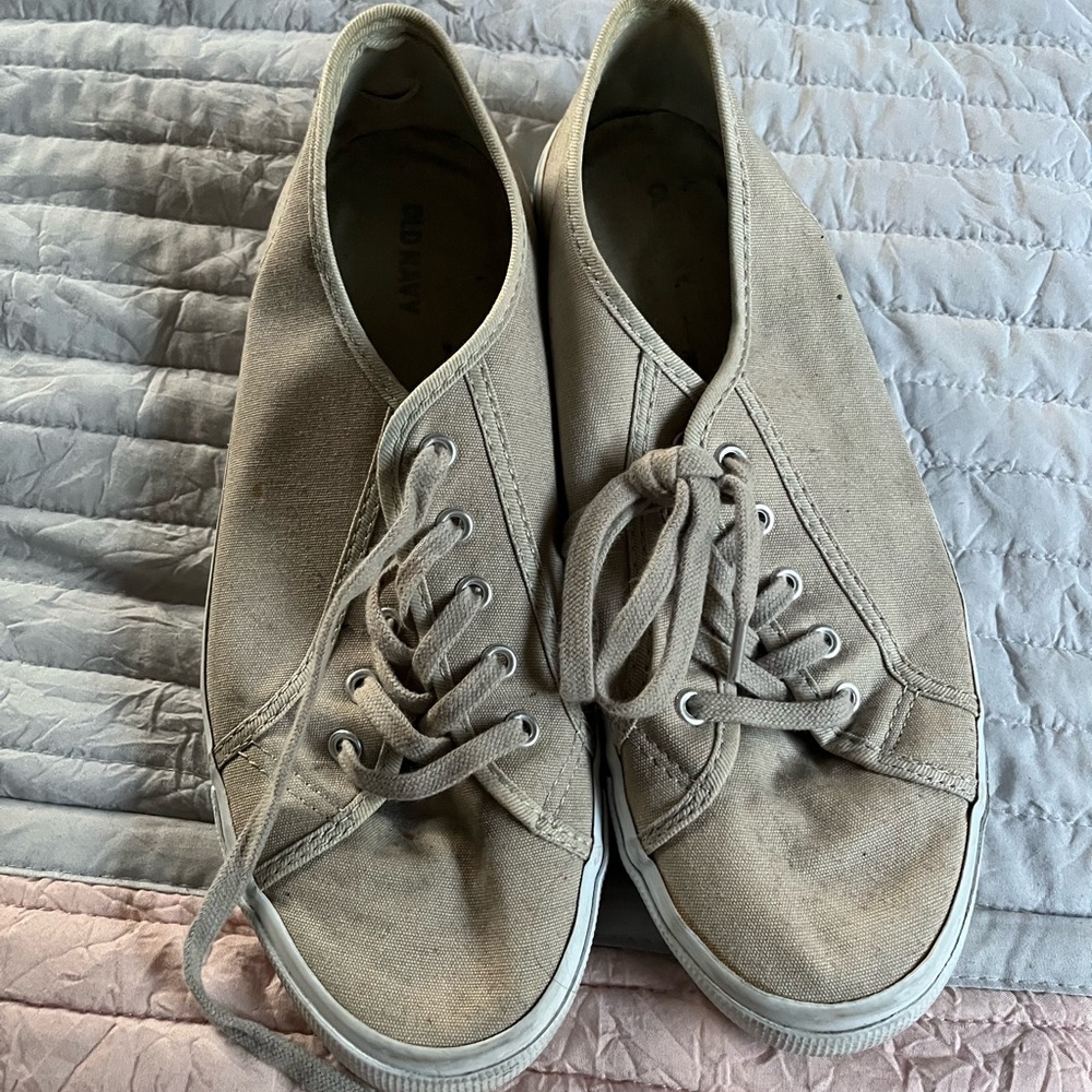 Old navy sneakers, tan, size 10